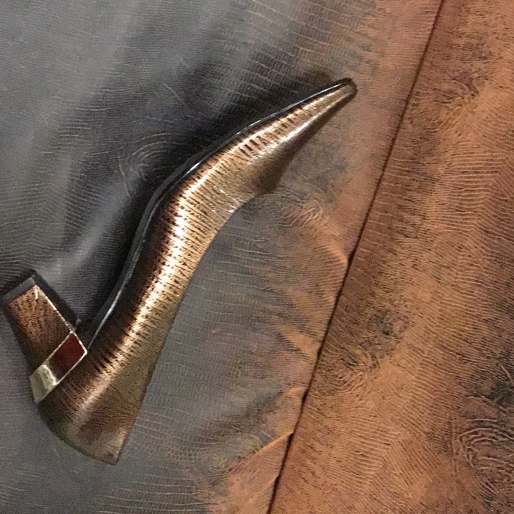 Shoes - Picture 8 of 8